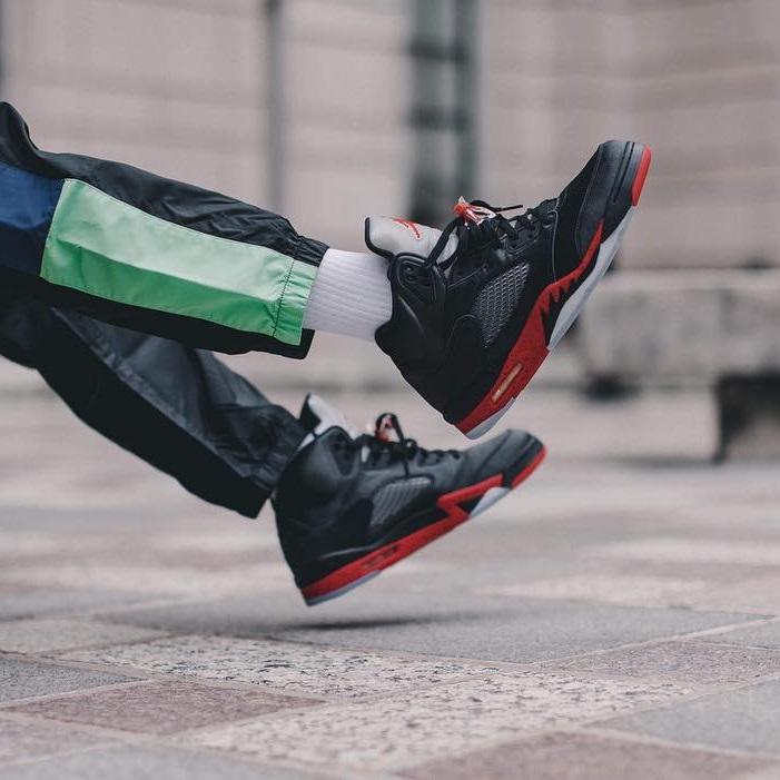 Air Jordan 5 Satin Bred 水泥丝绸