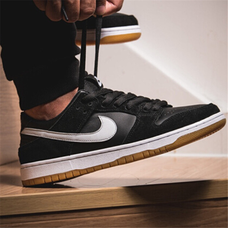 Nike Dunk SB Low 黑/深灰/白