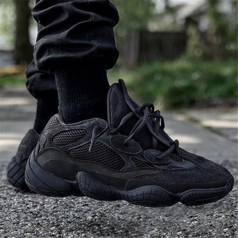 adidas Yeezy 500 全黑