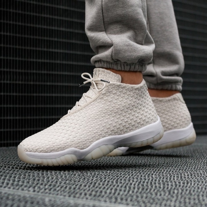 Air Jordan Future 帆白