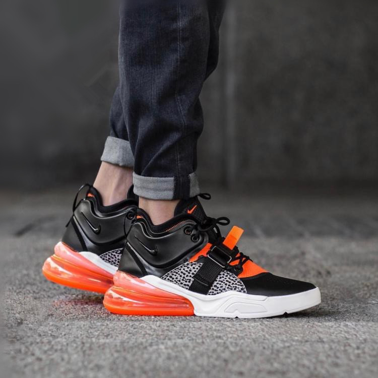 Nike Air Force 270 Safari 黑橙