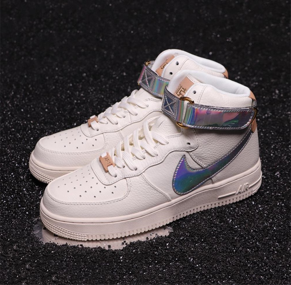 Nike Air Force 1 白镭射勾Hi