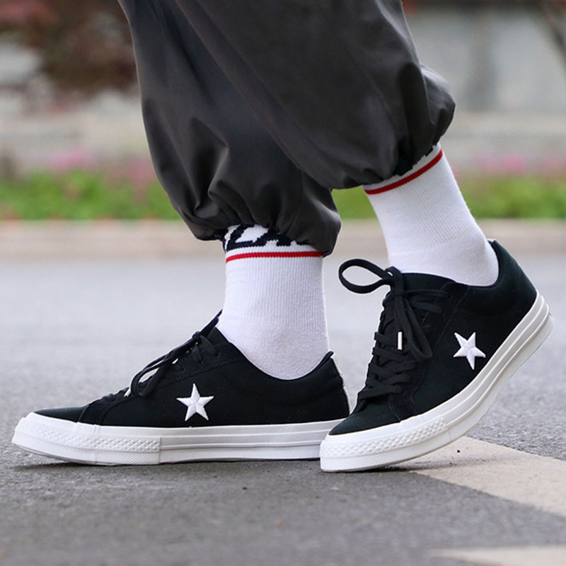 Converse One Star 黑白