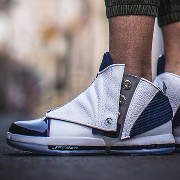 Air Jordan 16