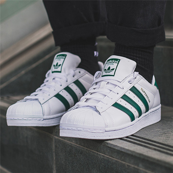 adidas Originals Superstar 白绿金字