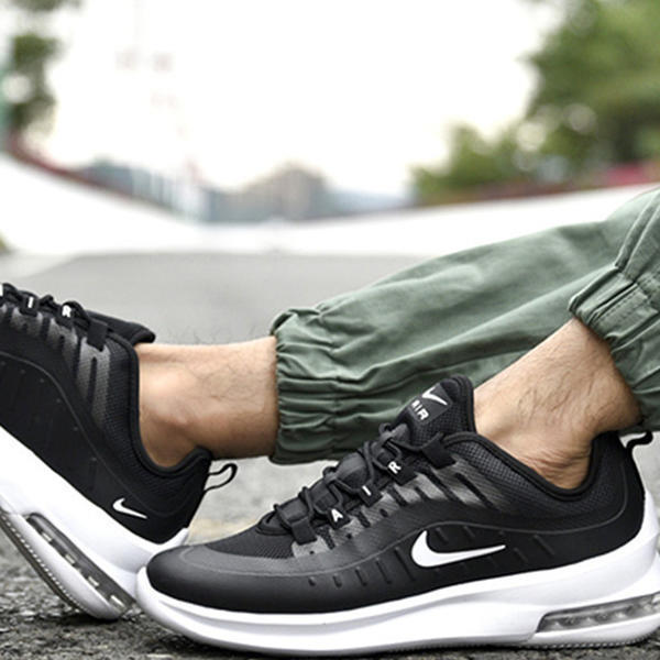 Nike Air Max Axis