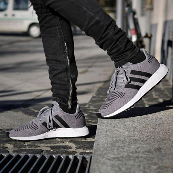 adidas Swift Run