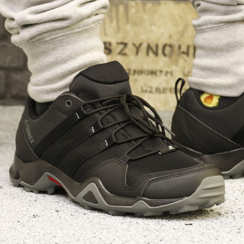 adidas Terrex AX2 R  黑色/红