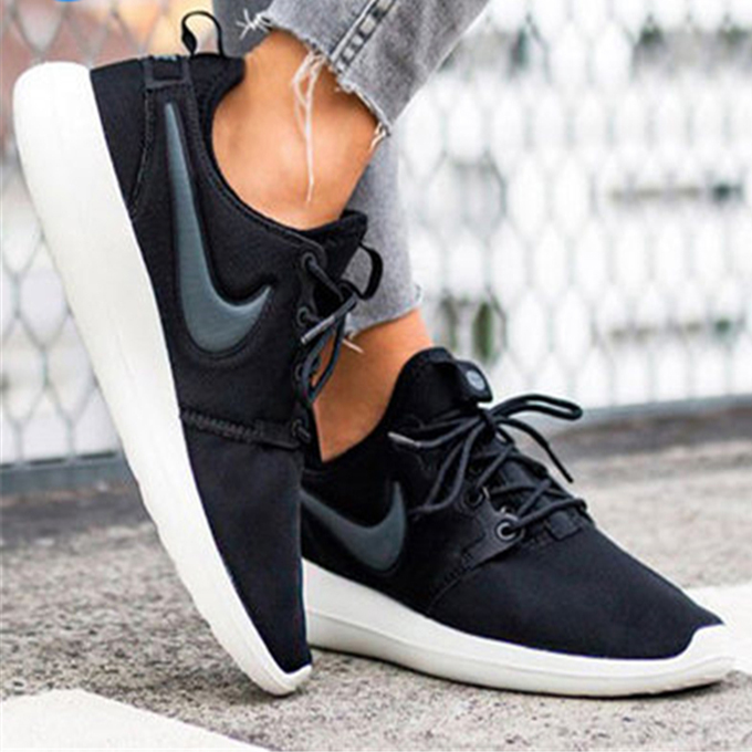 Nike Roshe Two