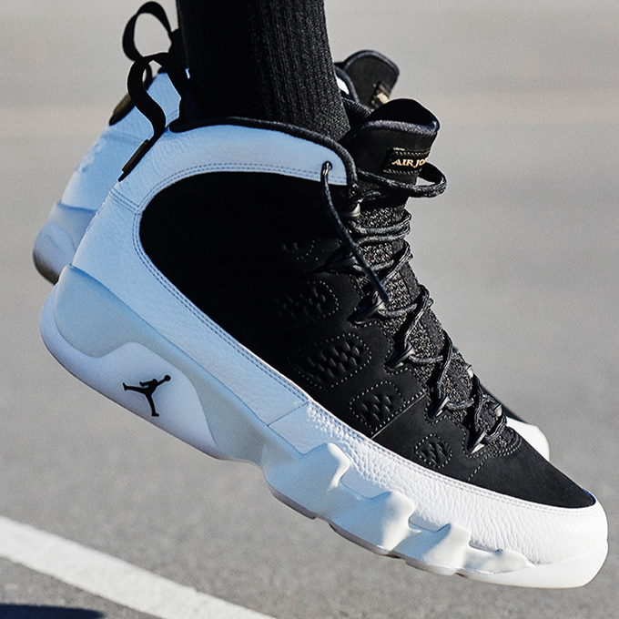 Air Jordan 9