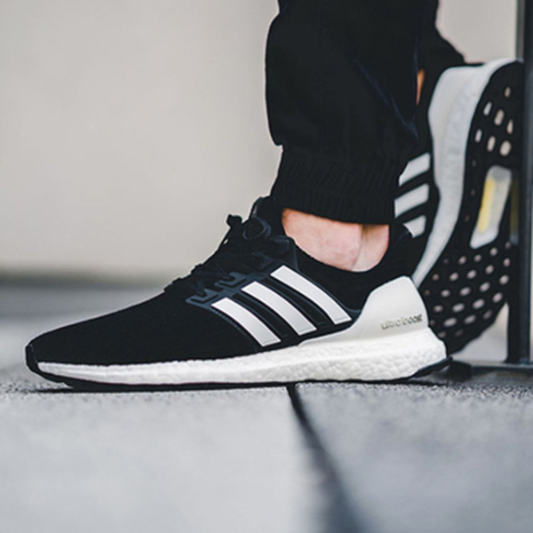 adidas Ultra Boost 4.0
