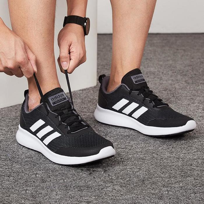 adidas Element Race 黑白灰