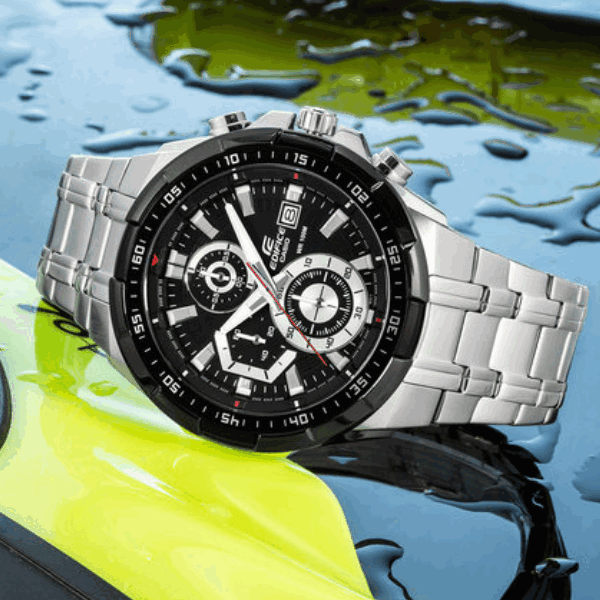 卡西欧 时尚赛车大表盘钢带手表