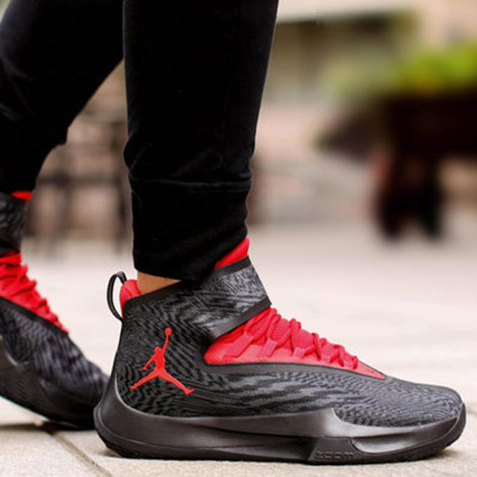 Jordan Fly Unlimited PFX 黑红