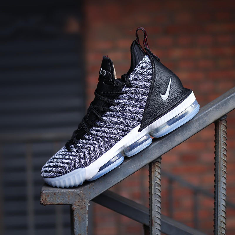 Nike Lebron 16 Oreo 黑灰