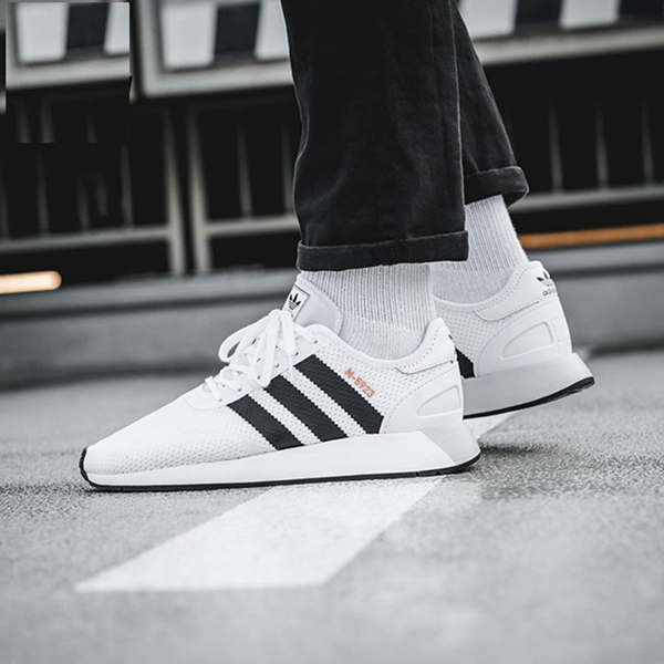 adidas Iniki Runner CLS