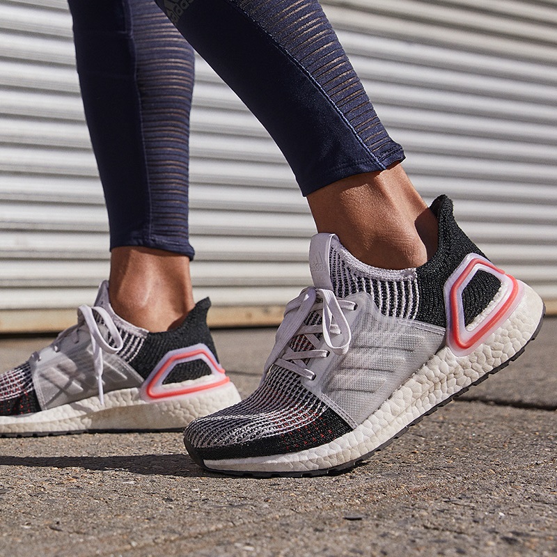 adidas Ultra Boost 19