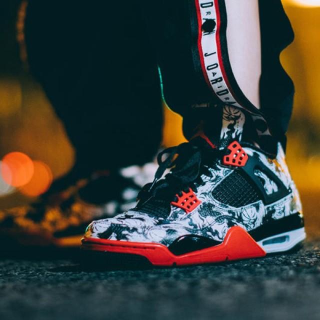 Air Jordan 4 Tattoo 黑白涂鸦