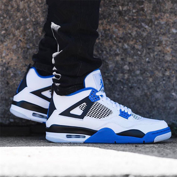 Air Jordan 4 Motorsports 摩托车队