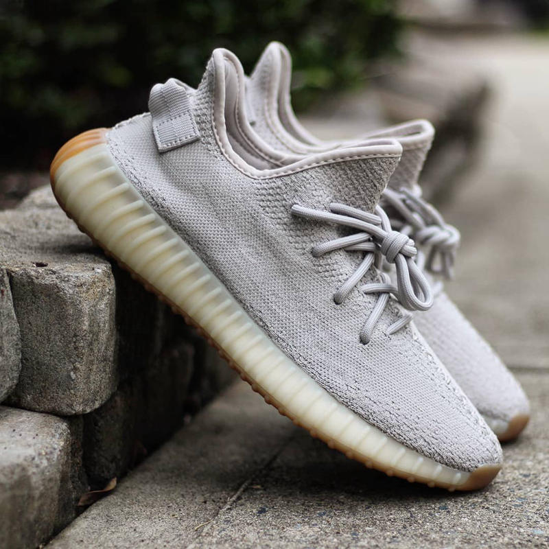 adidas Yeezy 350V2  芝麻