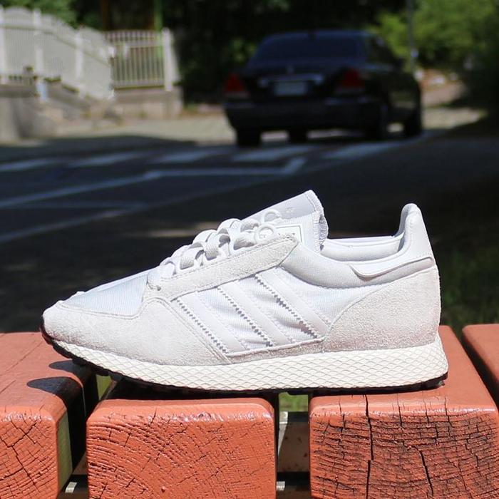 adidas Forest Grove 灰白