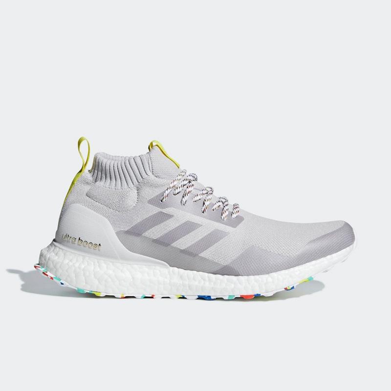 adidas Ultra Boost MID 灰白/彩虹底