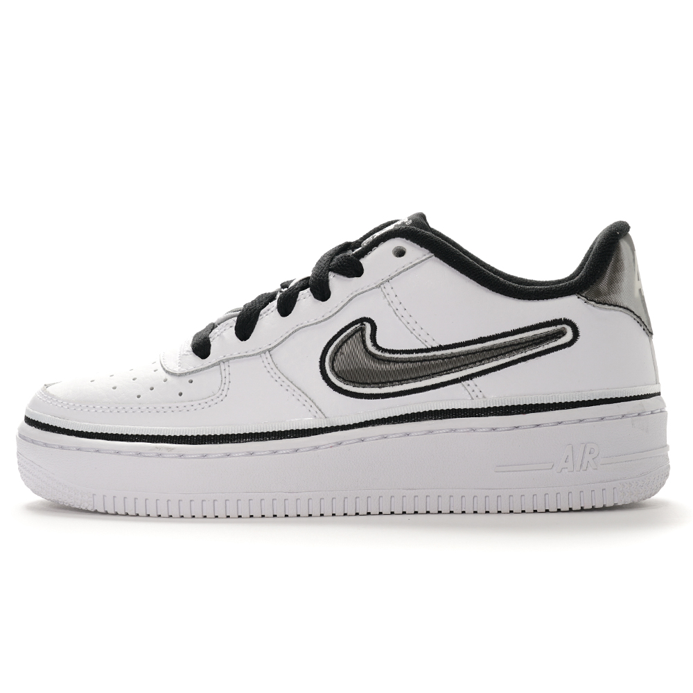 Nike Air Force 1 Low 黑白阴阳