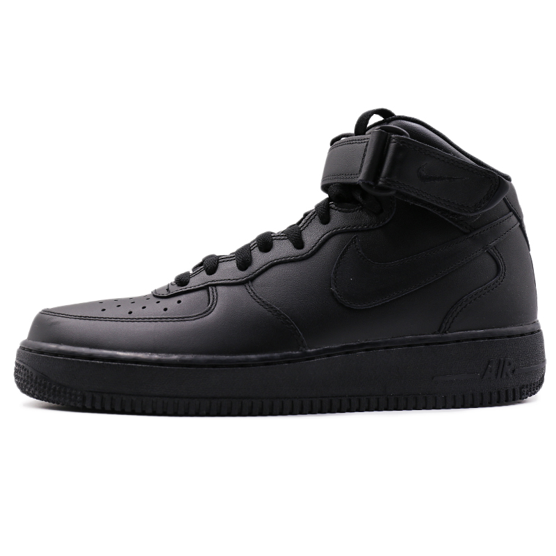 Nike Air Force 1 黑色Mid