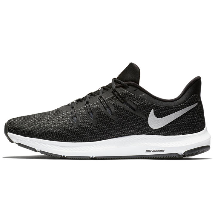 Nike Quest Black White 黑白