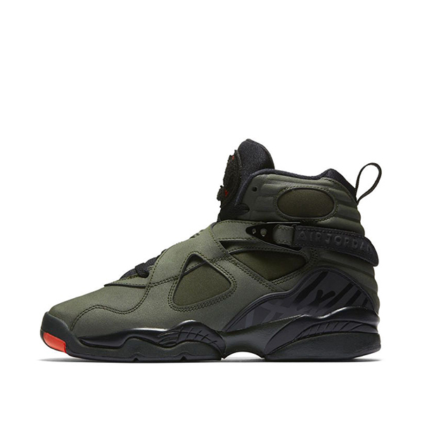 Air Jordan 8