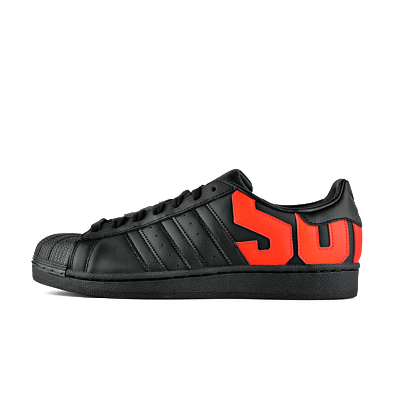 adidas Originals Superstar 黑色红字母