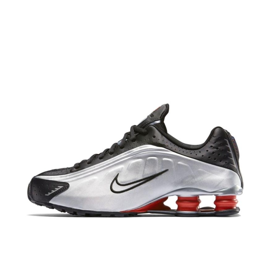 Nike Shox R4 黑银红