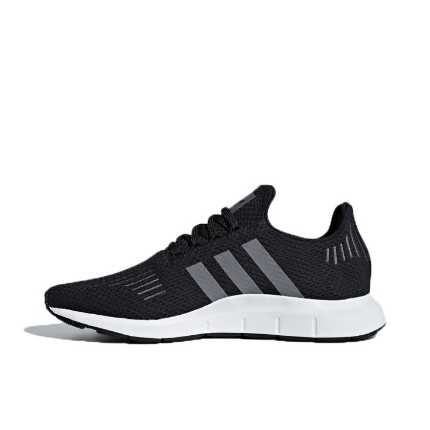 adidas Swift Run 黑灰白