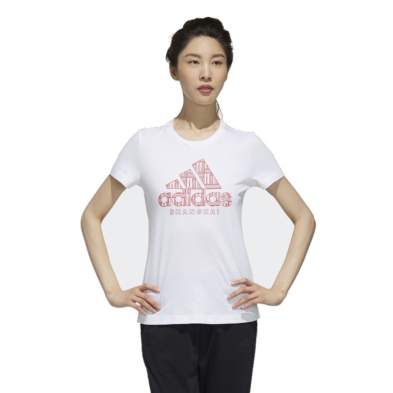 adidas 女子运动型格短袖T恤