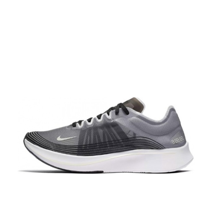 Nike Zoom Fly 黑白灰