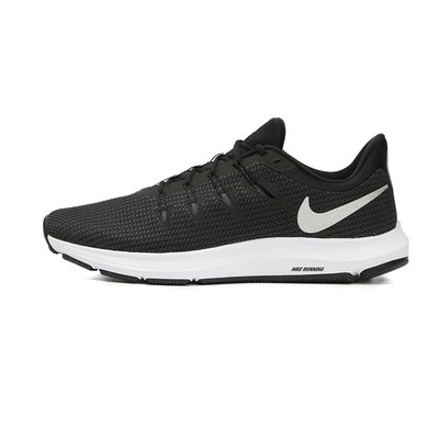 Nike Quest Black White 黑白