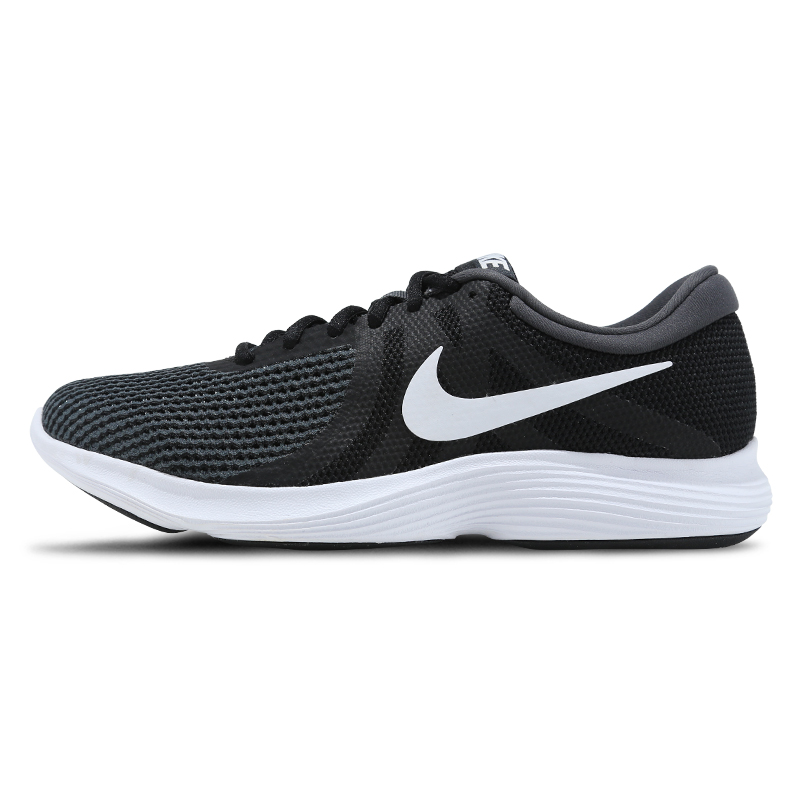 Nike Revolution 4 Black White 黑白