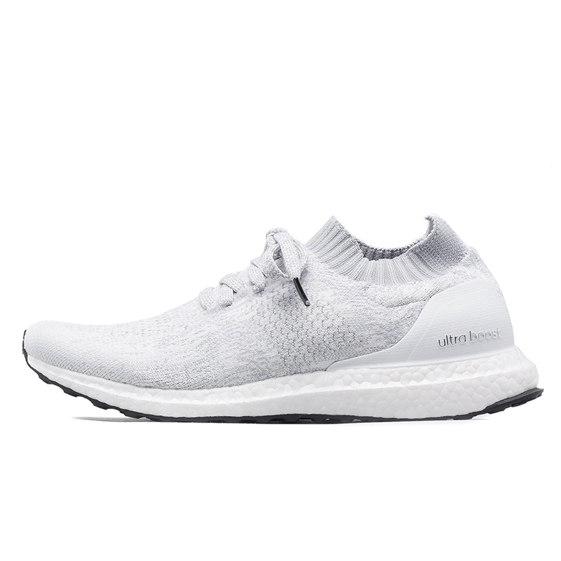 adidas Ultra Boost Uncaged 浅灰色