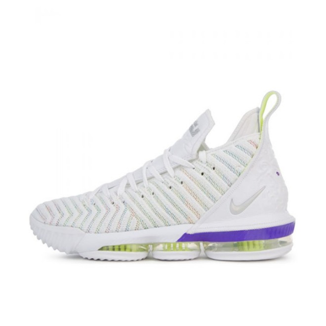 Nike LeBron 16 Buzz Lightyear 巴斯光年