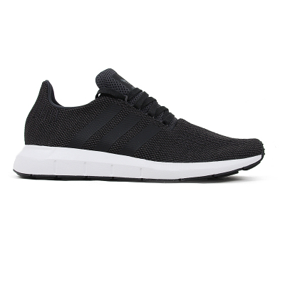 adidas Swift Run 黑白