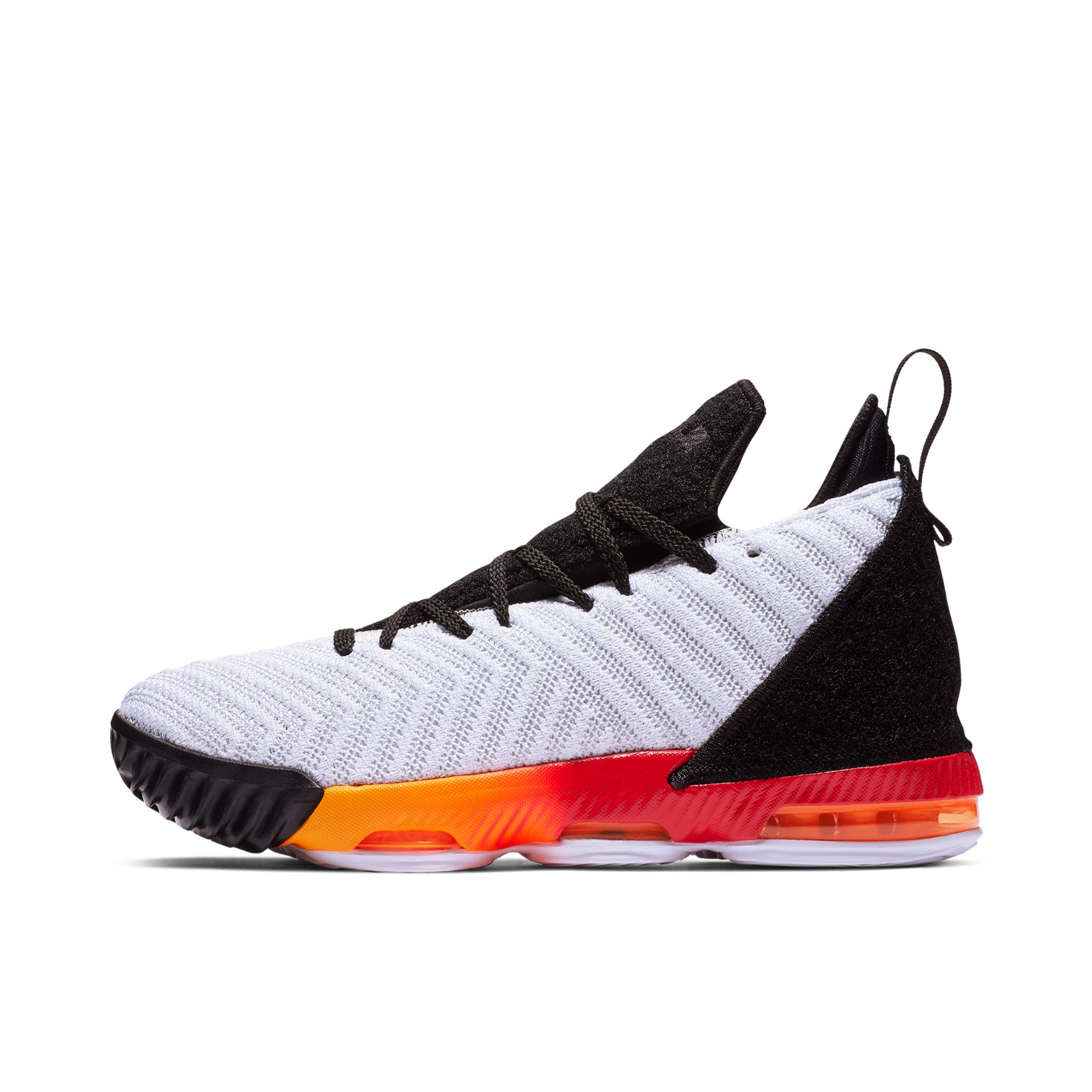 Nike LeBron 16 白黑橙