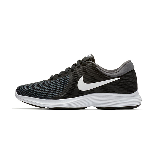 Nike Revolution 4 Black White 黑白