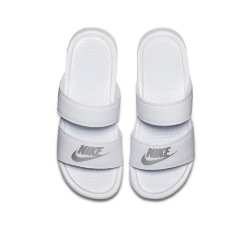 Nike Benassi Duo Ultra Slide 白