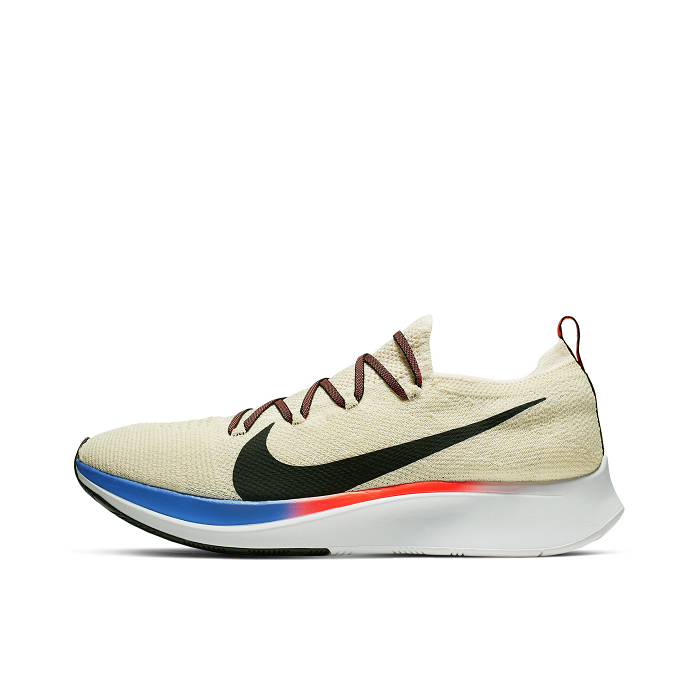 Nike Zoom Fly Flyknit 奶白/藍(lán)紅