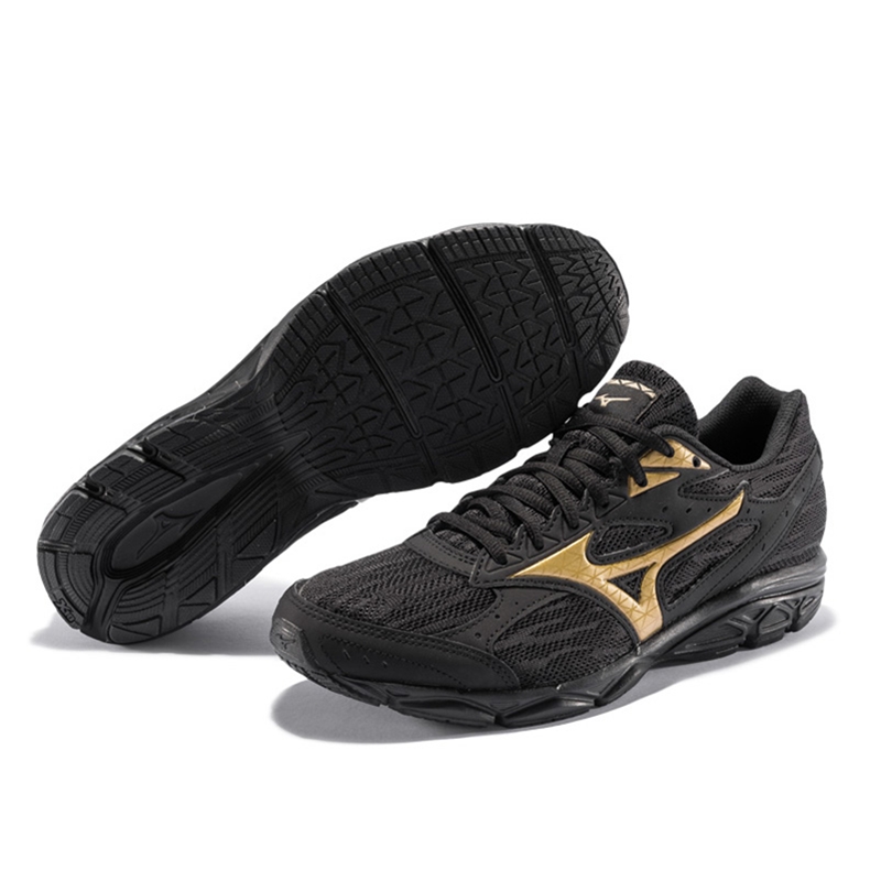 Mizuno Spark 3  黑色