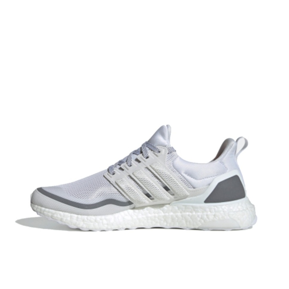 【情人节预售】adidas Ultra Boost All Terrain