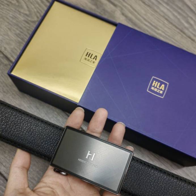 推荐商品：HLA/海澜之家 年轻人简约自动扣真牛皮皮带 HXAYDA0AAXM165