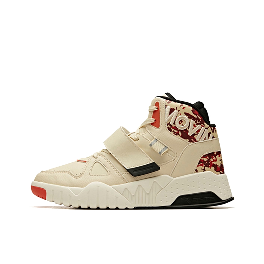 安踏 时尚休闲鞋 92948021