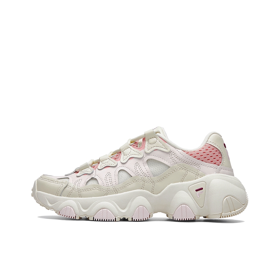 推荐商品：FILA/斐乐  Jagger 爪爪  经典复古 休闲 防滑耐磨 减震 织物 舒适运动 加绒 合成革  老爹鞋  F12M931104F 白/浅粉