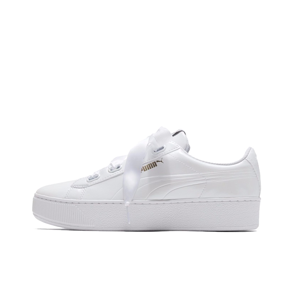 推荐商品：Puma/彪马 Vikky Platform 蕾哈娜 松糕鞋 板鞋 轻便防滑耐磨厚底增高休闲复古抗摩擦 White 白色/金标